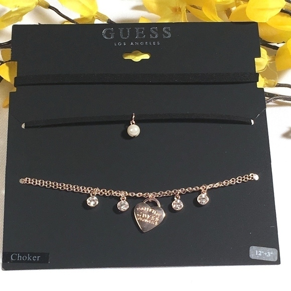 3/$29! GUESS Layered Choker Necklace Pearl Suede - Picture 2 of 7